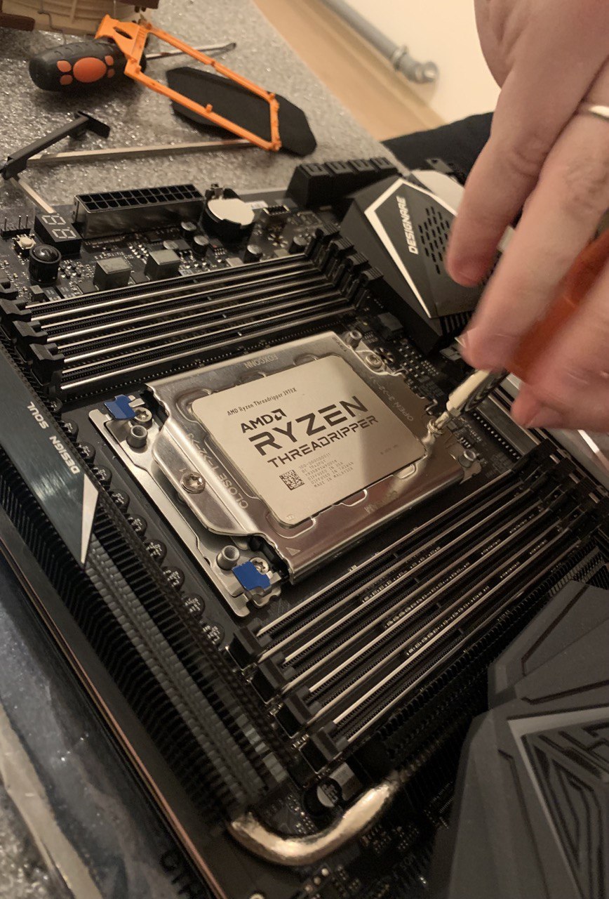 Сборка на AMD Threadripper 3970X