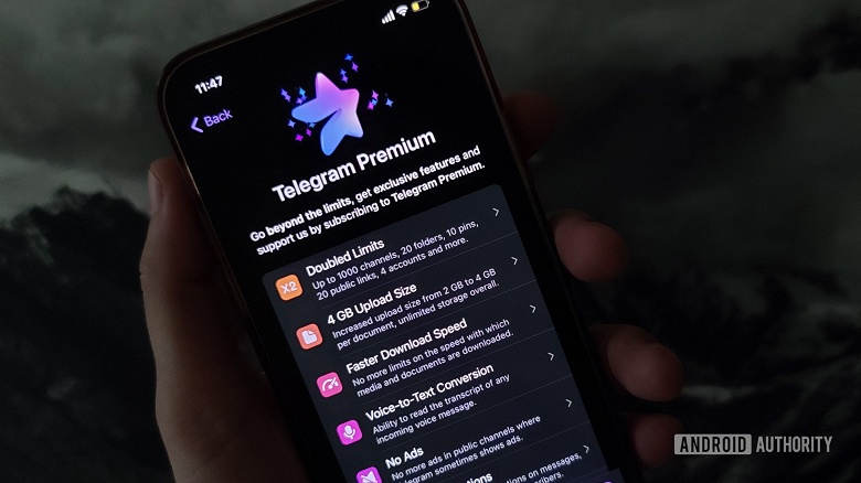 Павел Дуров подарит подписчикам 10 000 подписок на Telegram Premium