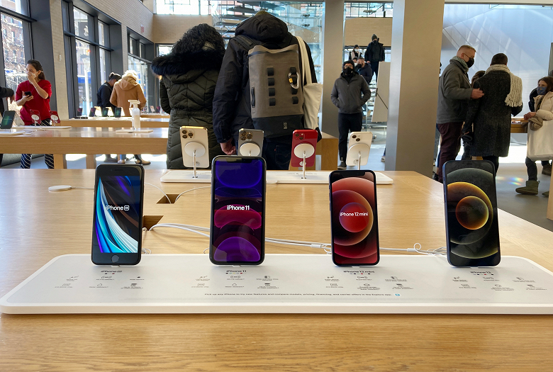 ЦБ РФ запрещает закупку и использование техники Apple в служебных целях - 1 ЦБ РФ запрещает закупку и использование техники Apple в служебных целях