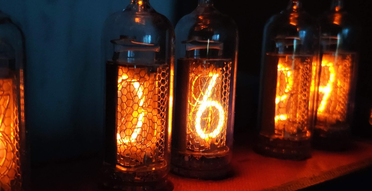 Технологии прошлого и настоящего: как я сделал Nixie Clock с самодельным драйвером на ESP8266 - 1