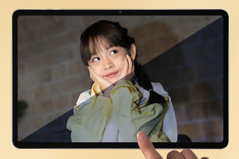 8 динамиков, 8300 мА&middot;ч и экран, способствующий увеличению выработки мелатонина. Honor Tablet 9 выйдет 21 декабря