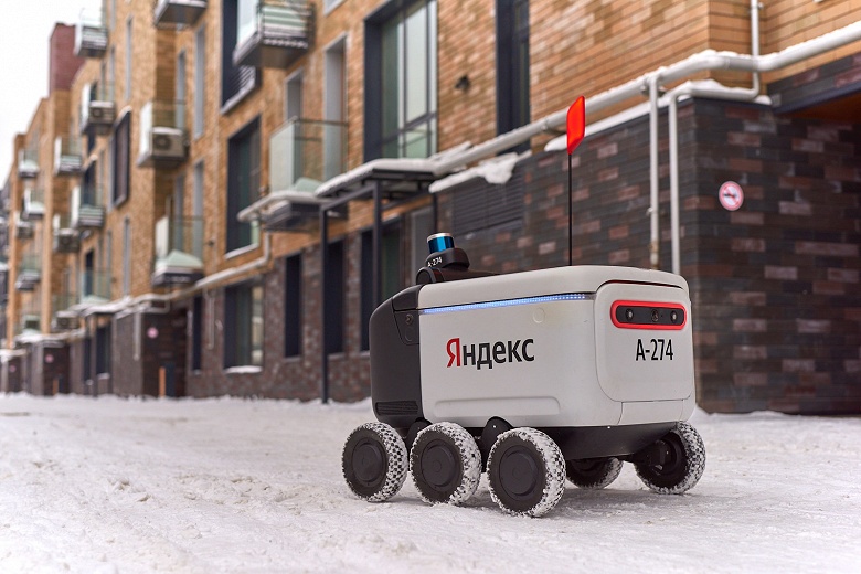 Яндекс начал сдавать в аренду роботов-доставщиков жилым комплексам — первый уже заработал в Казани