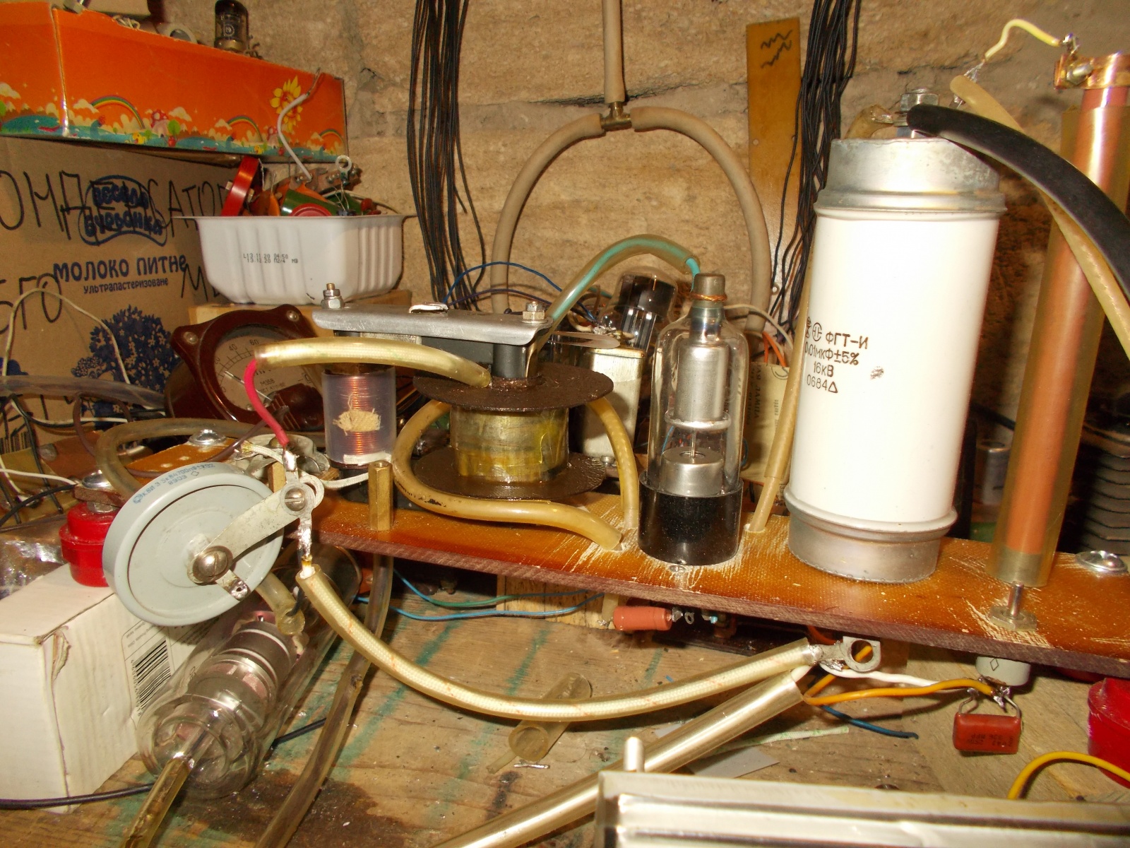 Ламповый дисплей для компьютера. Часть 2 – ускорение и фокусировка электронов в ЭЛТ - 10 image