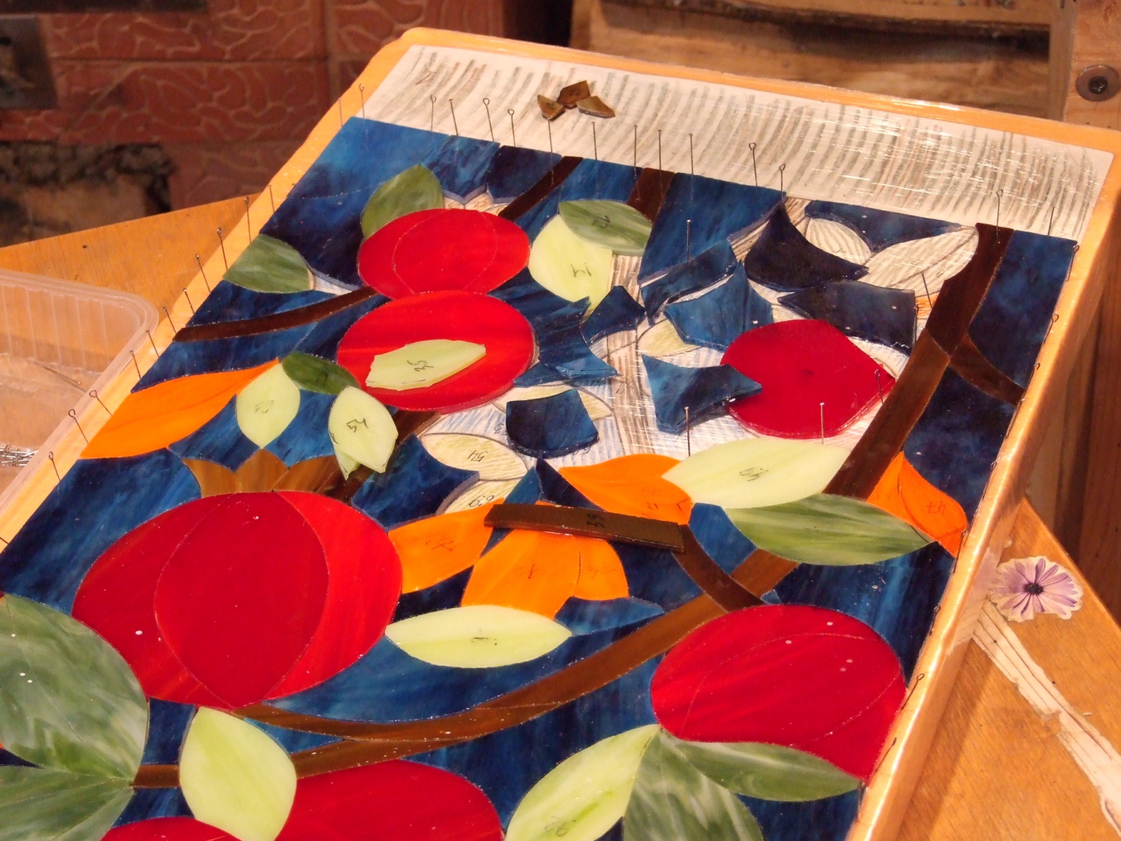 Ручная работа со стеклом. Соединение деталей в плоские и объёмные конструкции - 12 Ручная работа со стеклом. Соединение деталей в плоские и объёмные конструкции - 12