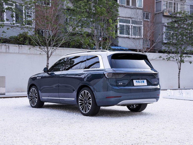 Пиксельные фары, пневмоподвеска, максимум комфорта, 496 л.с. и запас хода 1400 км. Представлен Huawei Aito M9 &ndash; конкурент BMW X7 и Mercedes-Maybach GLS