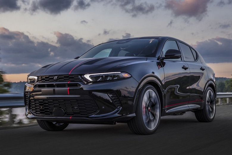 В России впервые появился Dodge Hornet. Что это за автомобиль? - 1 В России впервые появился Dodge Hornet. Что это за автомобиль?