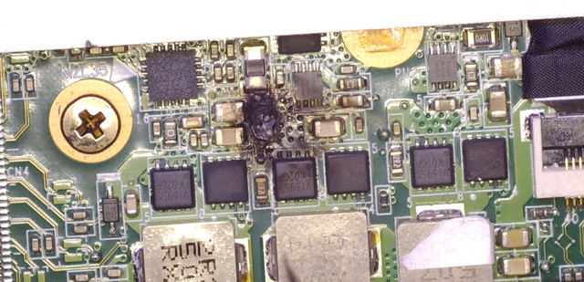 И снова конденсаторы: как я ноутбук HP Spectre X360 13 ремонтировал и что из этого вышло - 5