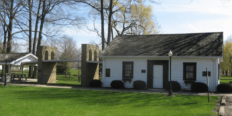 Дом Рёблинга сохранился до сих пор — местные жители сделали из него музей в благодарность за основание колонии