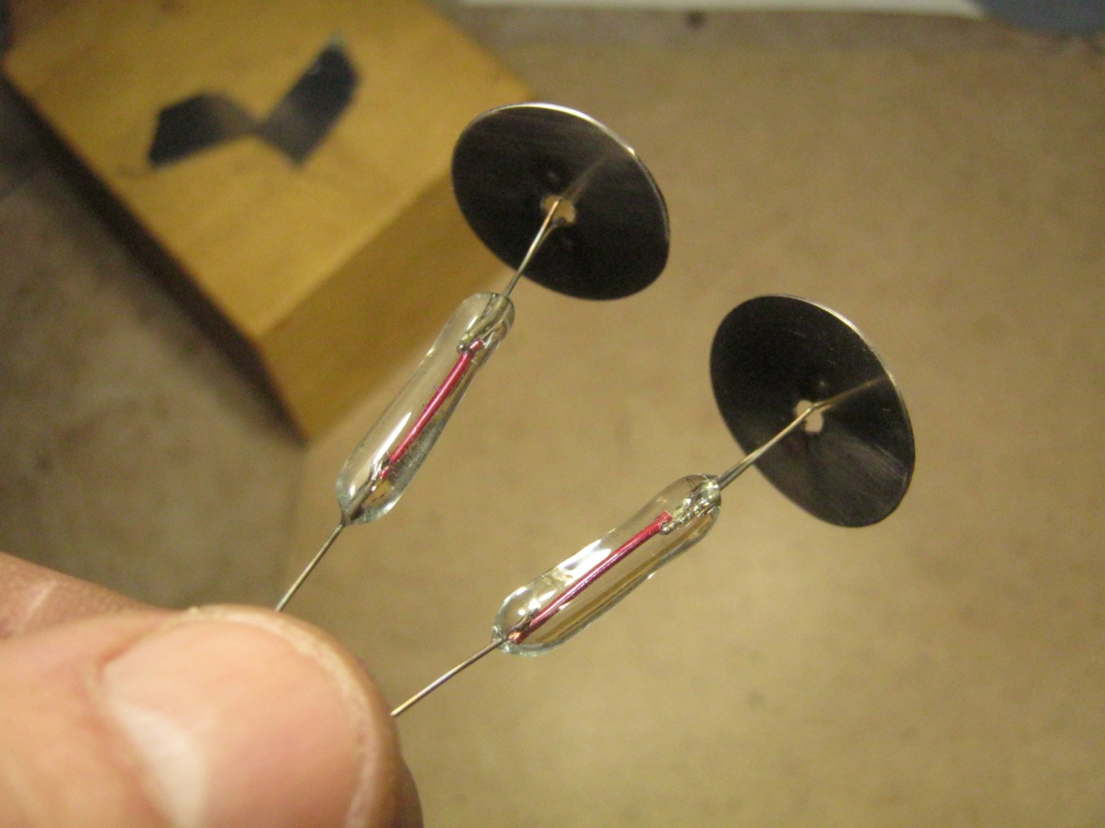 Простая трубка Гейслера своими руками - 16 Простая трубка Гейслера своими руками - 16