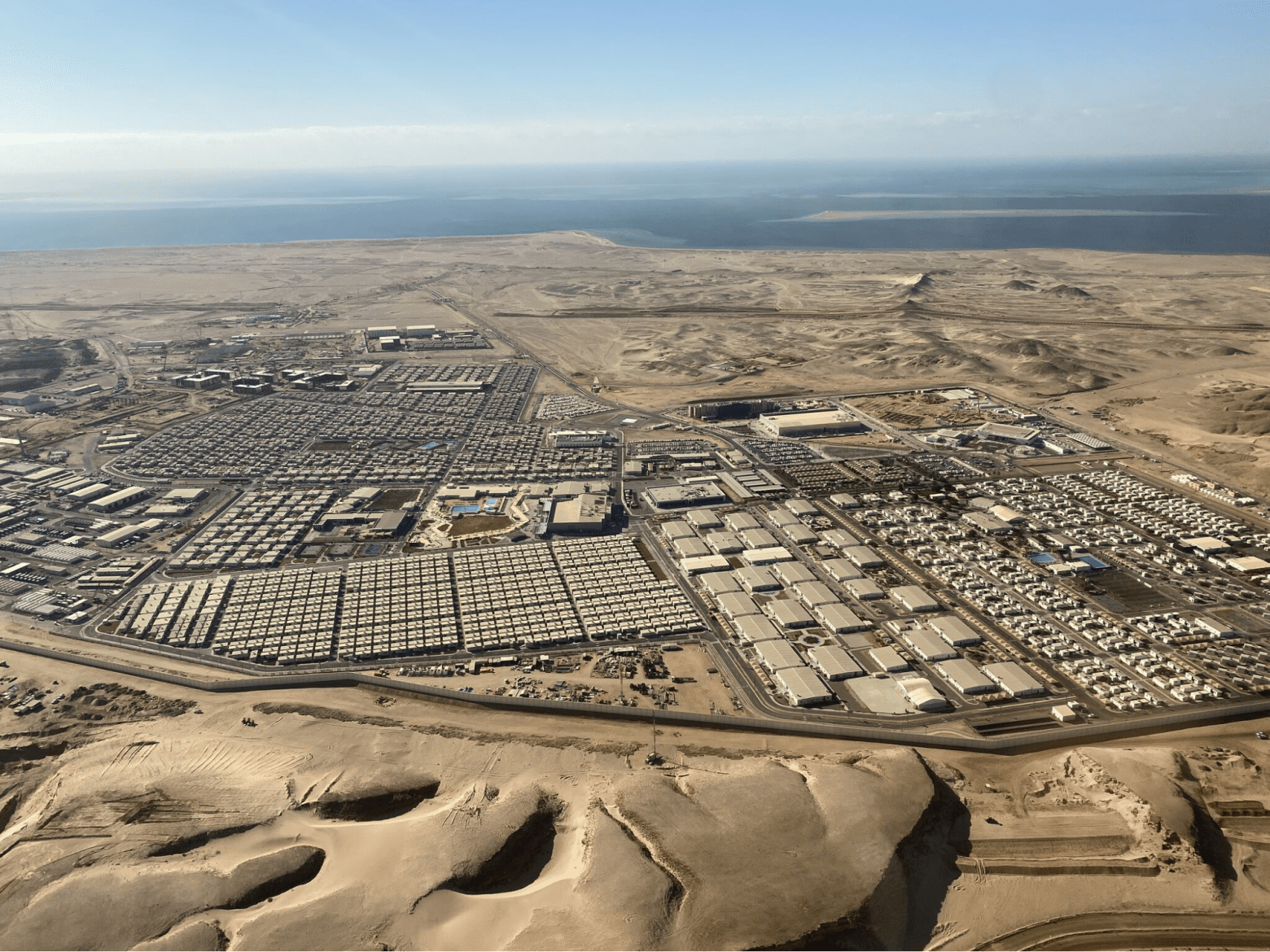 Как идёт строительство The Line, города будущего в пустыне - 15