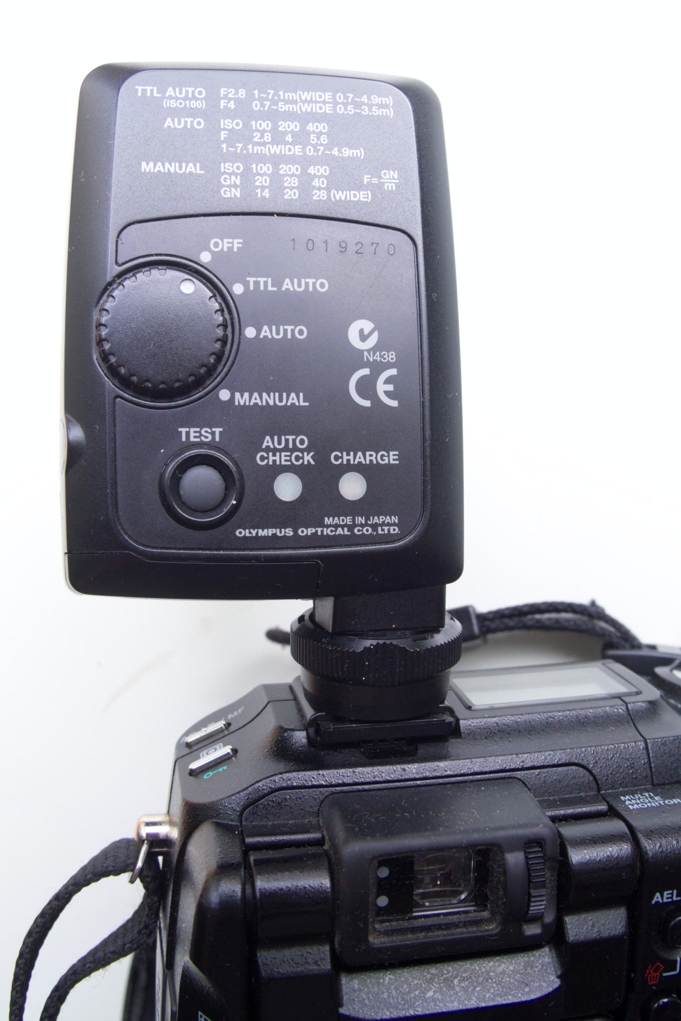 C-5060 — цифровая фотокамера, способная удивить и сегодня - 32