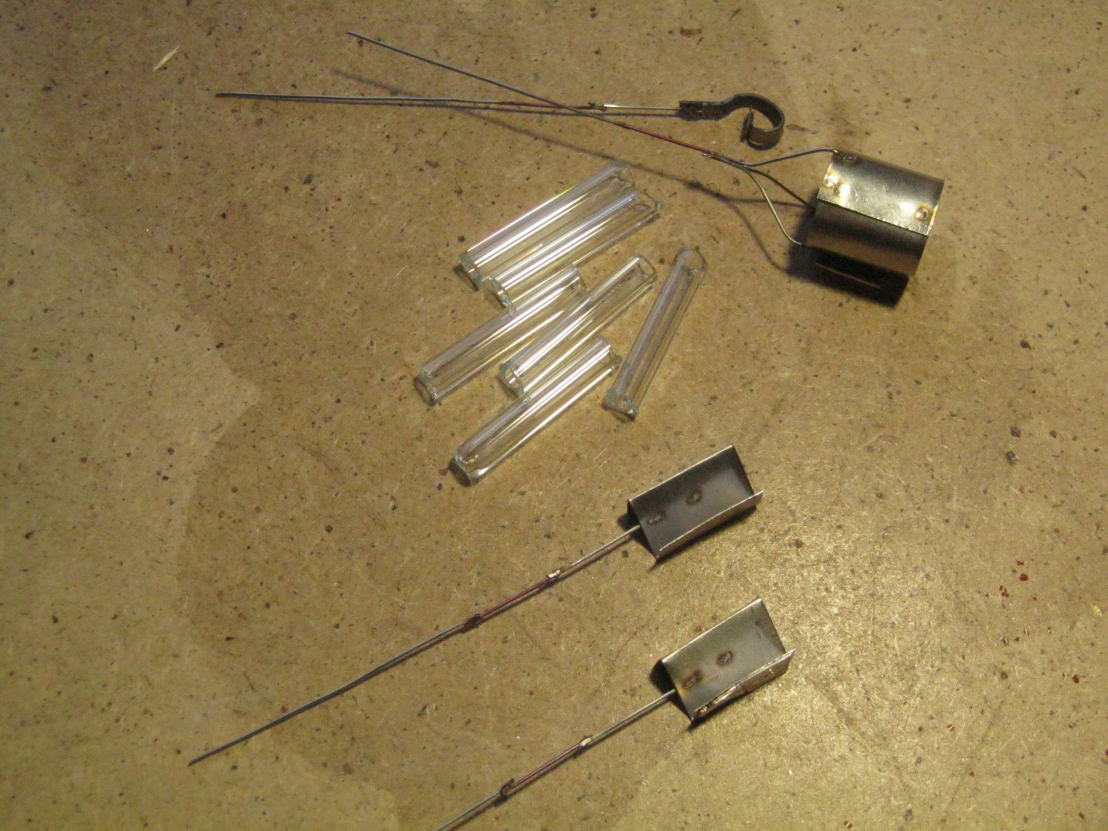 Трубка Гейслера — вакуумный насос. Распыление геттера разрядом - 9 Трубка Гейслера — вакуумный насос. Распыление геттера разрядом - 9