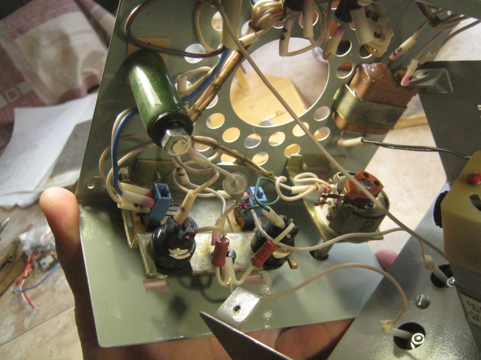 Оснащение домашней мастерской. Ввод в строй лабораторных электроприборов - 10 Оснащение домашней мастерской. Ввод в строй лабораторных электроприборов - 10