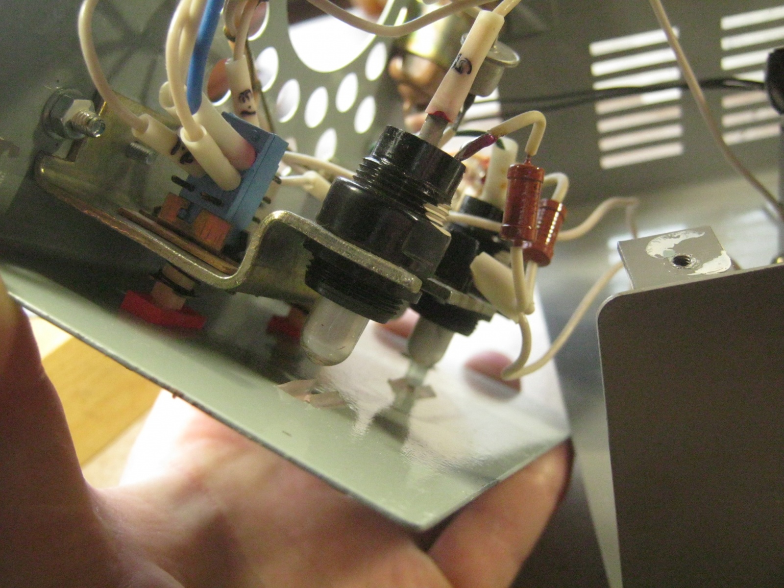 Оснащение домашней мастерской. Ввод в строй лабораторных электроприборов - 11 Оснащение домашней мастерской. Ввод в строй лабораторных электроприборов - 11