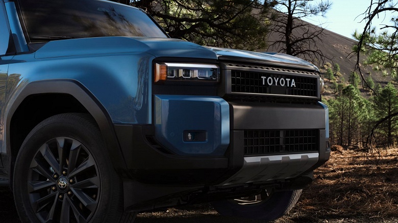 Санкциям вопреки: поставки новейшего Toyota Land Cruiser Prado 250 в Россию наладили прямиком из США - 1 Санкциям вопреки: поставки новейшего Toyota Land Cruiser Prado 250 в Россию наладили прямиком из США