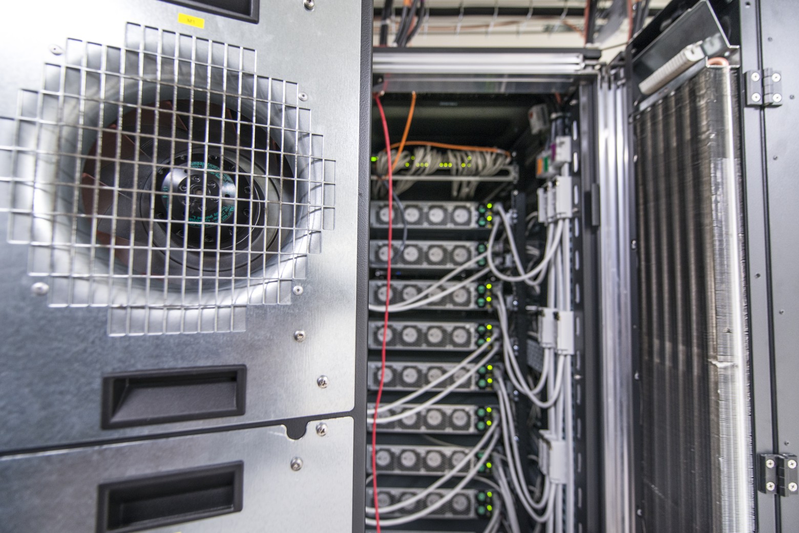 Дата-центр ЦЕРН на 1 эксабайт: как хранят данные - 17 Дата-центр ЦЕРН на 1 эксабайт: как хранят данные - 17