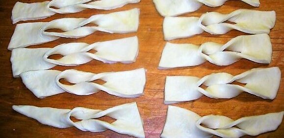 Математическая продлёнка. Вокруг ленты Мёбиуса - 11 Предупреждение! Это практический пост. Предлагаемые эксперименты настоятельно рекомендуется провести самостоятельно, и очень желательно, — с детьми!-11