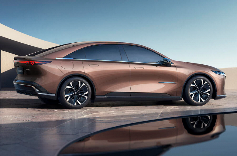 Новая «шестёрка» Mazda с запасом хода до 1200 км прибудет в Европу раньше срока. Продажи Mazda EZ-6 стартуют уже в этом году - 2 Новая «шестёрка» Mazda с запасом хода до 1200 км прибудет в Европу раньше срока. Продажи Mazda EZ-6 стартуют уже в этом году