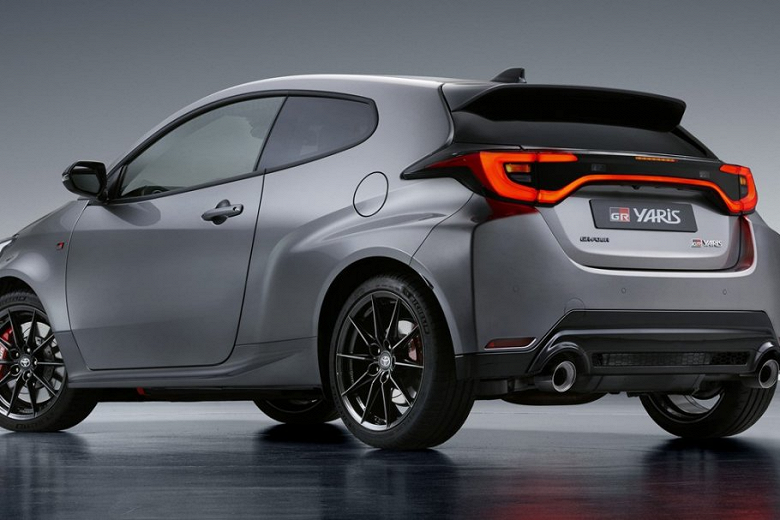 1,6 л, но зато целых 272 л.с. «Злая» Toyota Yaris GR 2024 приехала в Россию - 1 1,6 л, но зато целых 272 л.с. «Злая» Toyota Yaris GR 2024 приехала в Россию