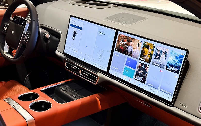 Li Auto L6 уже стал хитом в Китае, Россия на очереди? Крупный московский дилер привез партию кроссоверов Li Auto L6, цена &mdash; 6,4 млн рублей