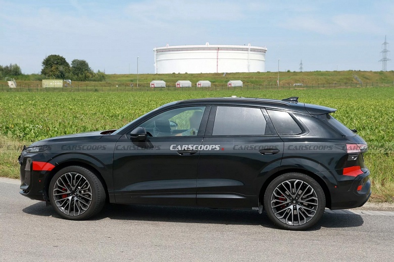 Это совершенно новый Audi Q3 2026: живые фото будущего кроссовера - 3 Это совершенно новый Audi Q3 2026: живые фото будущего кроссовера