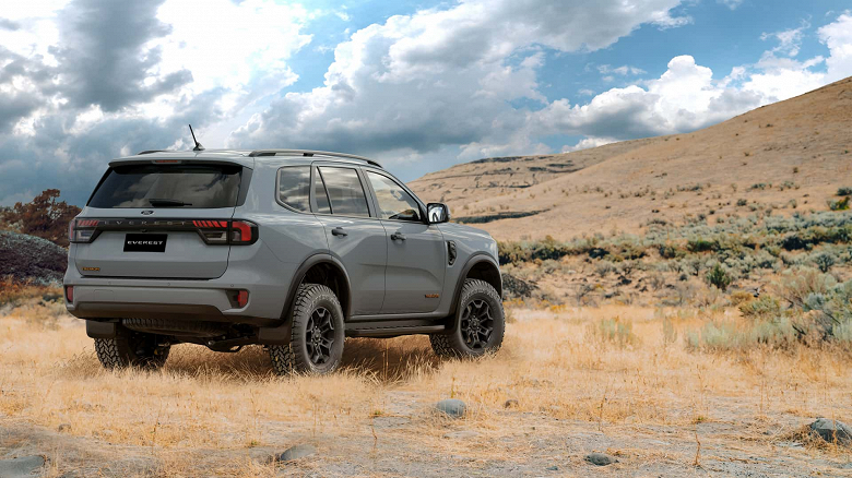 Представлен брутальный внедорожник с улучшенной подвеской Ford Everest Tremor 2024 - 2 Представлен брутальный внедорожник с улучшенной подвеской Ford Everest Tremor 2024