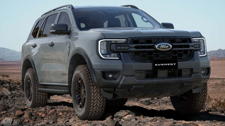 Представлен брутальный внедорожник с улучшенной подвеской Ford Everest Tremor 2024 - 3 Представлен брутальный внедорожник с улучшенной подвеской Ford Everest Tremor 2024
