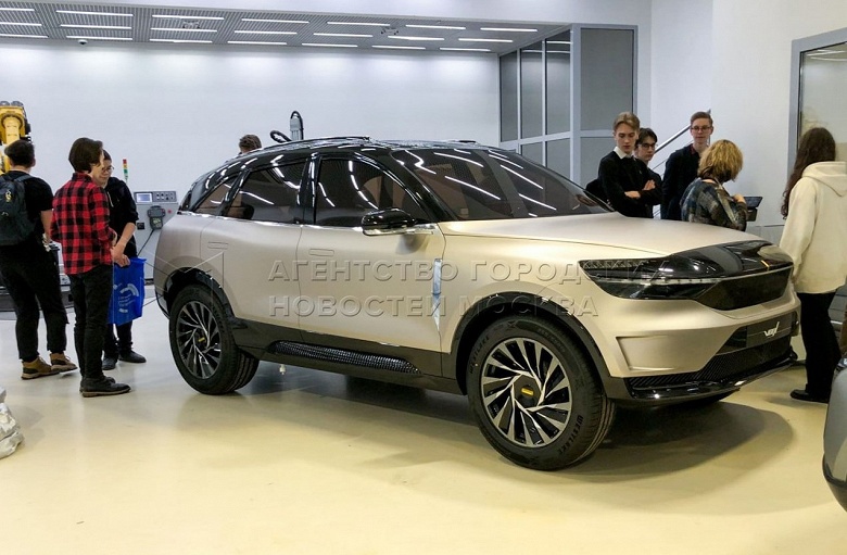 Росатом показал макет кроссовера Voyt - 2 Росатом показал макет кроссовера Voyt