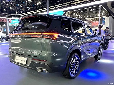 Представлен новый Chery Tiggo 8 Pro Max, и он стоит всего 17 тыс. долларов - 4 Представлен новый Chery Tiggo 8 Pro Max, и он стоит всего 17 тыс. долларов