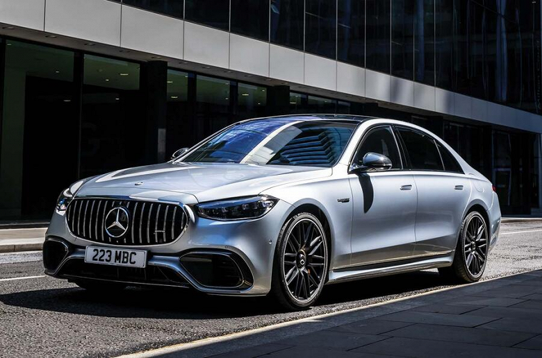 Глава Mercedes-Benz: &laquo;В будущем будет два S-класса &mdash; с ДВС и электрический&raquo;