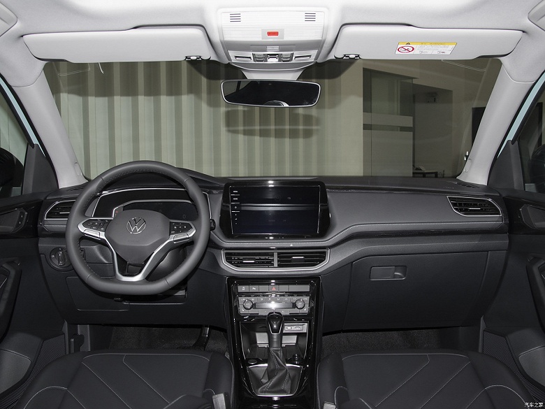 «Суперэкономичный бензиновый кроссовер» Volkswagen с пожизненной гарантией и расходом менее 6 л 100 км за $11 200 уже в салонах. Живые фото Tharu XR - 1 «Суперэкономичный бензиновый кроссовер» Volkswagen с пожизненной гарантией и расходом менее 6 л/100 км за $11 200 уже в салонах. Живые фото Tharu XR