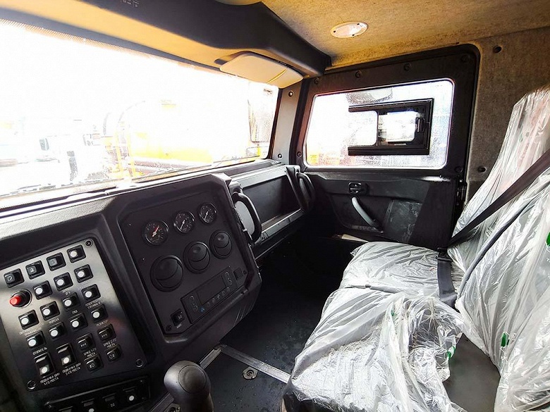 В России начали выпускать &laquo;злые&raquo; вездеходы &laquo;Урал&raquo;: 310 л.с., 9-ступенчатая коробка передач и возможность работы в экстремальных условиях