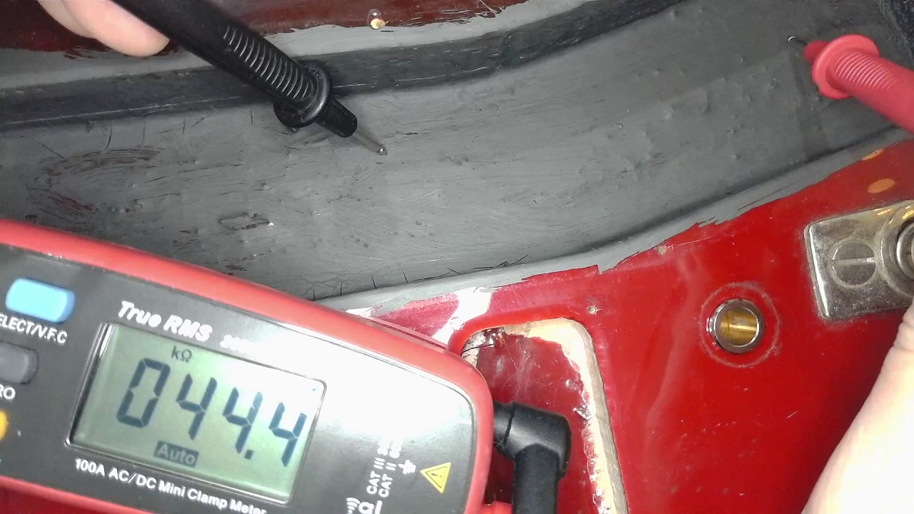 Советская электрогитара со встроенными эффектами: восстановление - 23 Советская электрогитара со встроенными эффектами: восстановление - 23