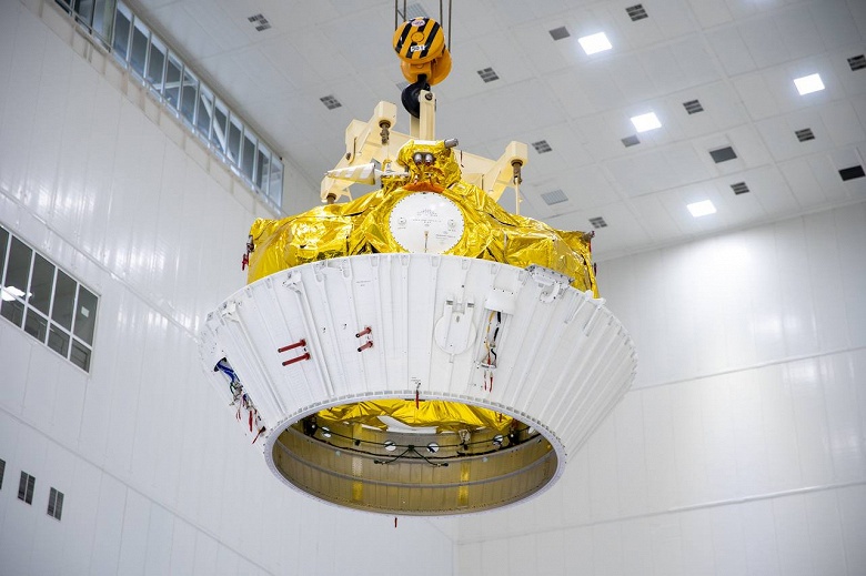 На Восточном заправляют &laquo;Фрегат&raquo; для запуска спутников &laquo;Ионосфера-М&raquo;