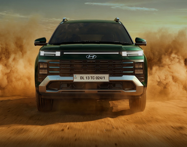 7-местная Hyundai Creta со 160-сильным мотором &mdash; за 1,6 млн рублей в эквиваленте. Стартовали продажи обновленного Hyundai Alcazar