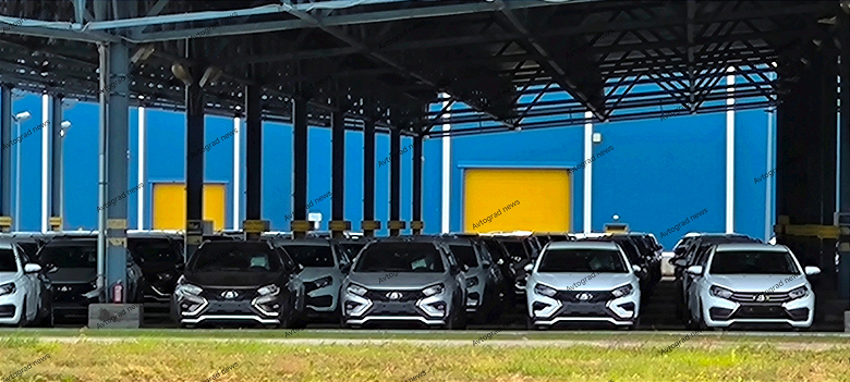Lada Vesta уже с новой прошивкой электронных блоков продолжают складировать на АвтоВАЗе - 2 Lada Vesta уже с новой прошивкой электронных блоков продолжают складировать на АвтоВАЗе