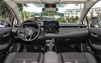 Седан Toyota с автоматической коробкой передач &mdash; и всего 2,25 млн рублей. В России начали продавать новый Toyota Levin