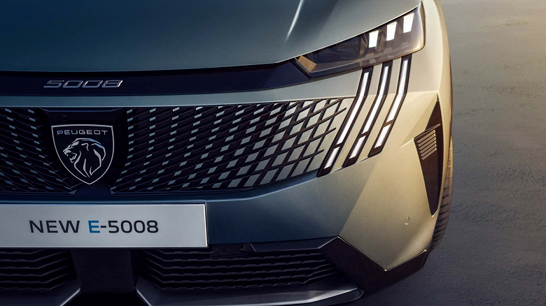 Представлены новые Peugeot 5008 и E-5008 - 4 Представлены новые Peugeot 5008 и E-5008