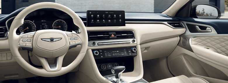 В Россию приехал премиум-Hyundai, способный заменить BMW 3-Series и Audi A4: &laquo;параллельный&raquo; Genesis G70 в три раза дороже официального