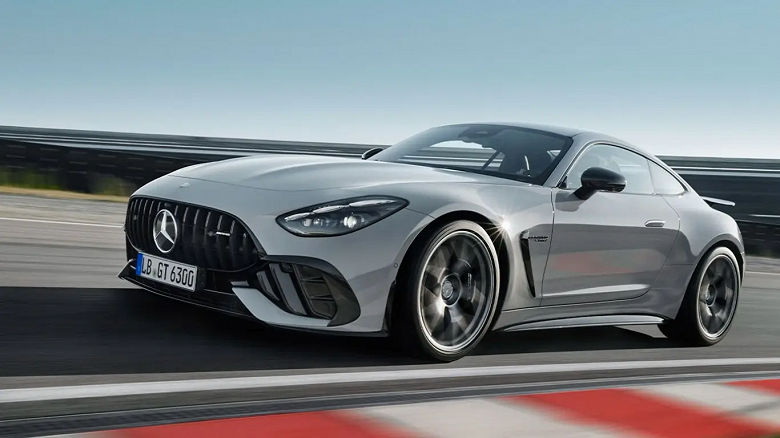 Представлен Mercedes-AMG GT 63 Pro 4Matic с чистым V8, без электрификации &mdash; самый мощный и дорогой автомобиль линейки 