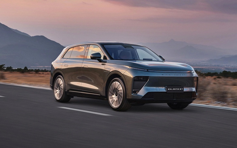 421 л.с., запас хода 1500 км и габариты как у BMW X5. Премиум-кроссовер Exlantiх ET официально представят в России 24 сентября - 1 421 л.с., запас хода 1500 км и габариты как у BMW X5. Премиум-кроссовер Exlantiх ET официально представят в России 24 сентября