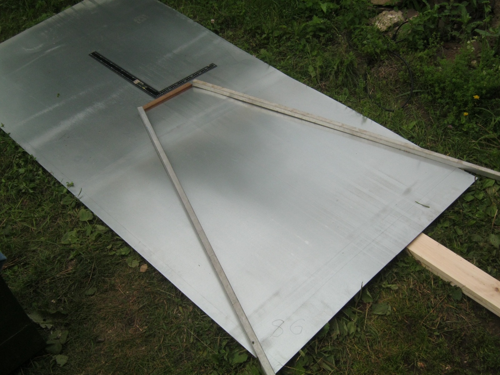 Домашняя мастерская. Большое рабочее место с вытяжным зонтом - 12 Домашняя мастерская. Большое рабочее место с вытяжным зонтом - 12