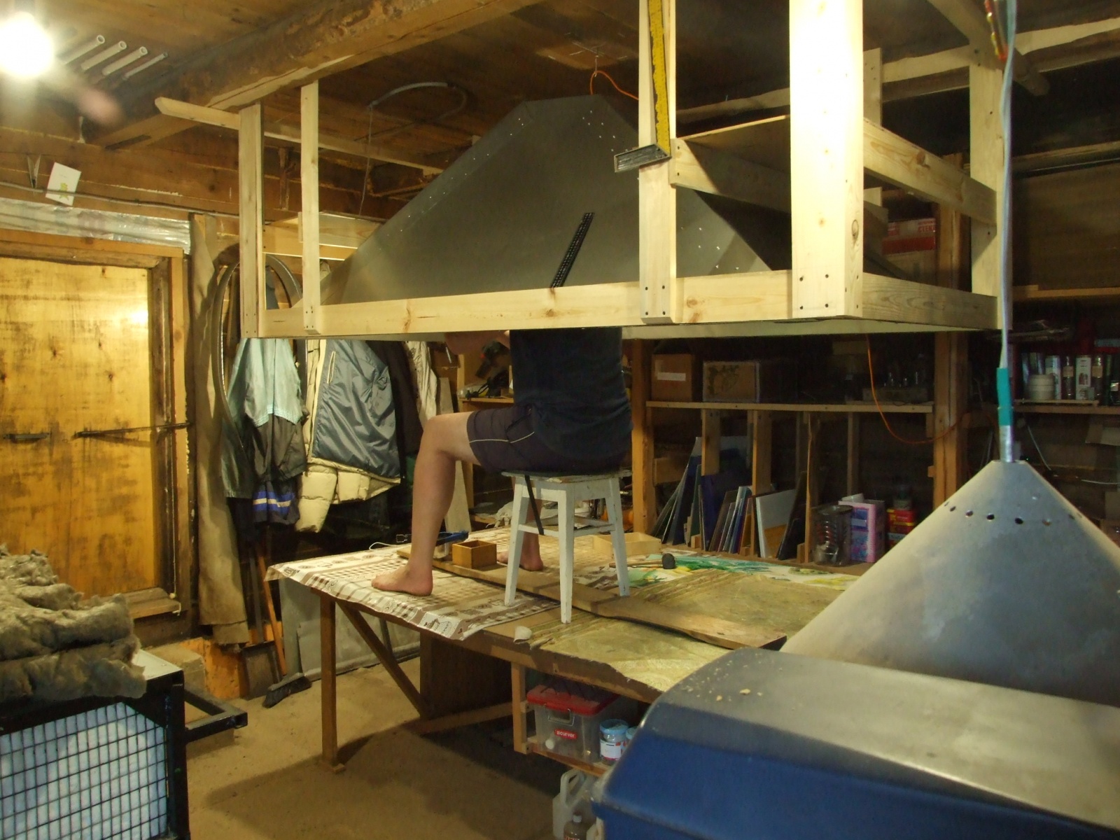 Домашняя мастерская. Большое рабочее место с вытяжным зонтом - 18 Домашняя мастерская. Большое рабочее место с вытяжным зонтом - 18