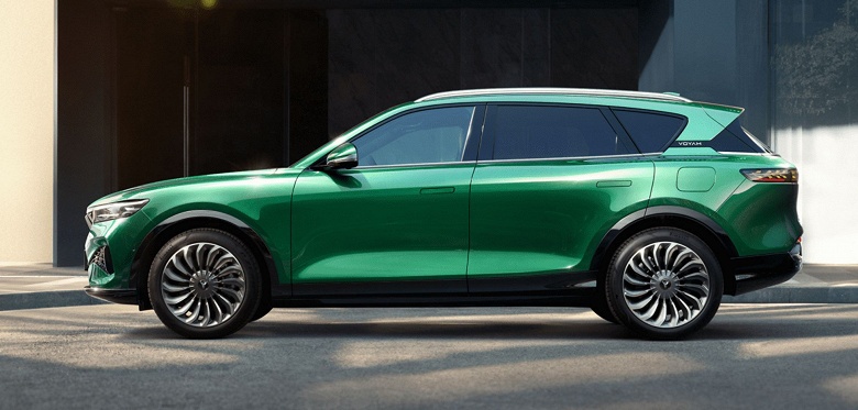 В Белоруссии ажиотажный спрос на люксовый кроссовер Voyah Free — в соседней стране он почти вдвое дешевле, чем в России - 1 В Белоруссии ажиотажный спрос на люксовый кроссовер Voyah Free — в соседней стране он почти вдвое дешевле, чем в России