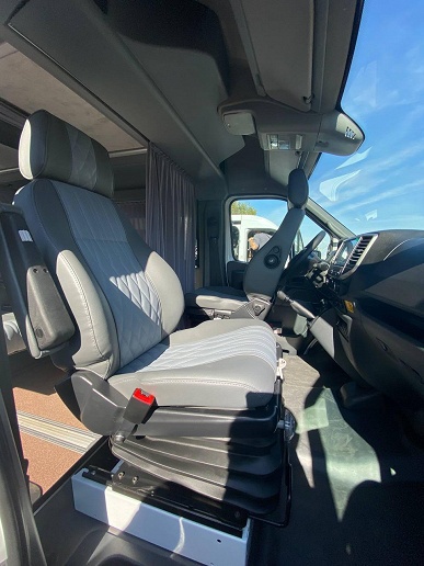 Идеальный автодом для путешествий по России? Новейший полноприводный &laquo;Соболь NN 4WD&raquo; превратили в кемпер