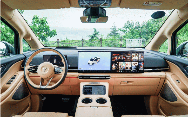 Эта модель стала бестселлером ещё до выхода. Voyah Dreamer 2025 поступил в продажу в Китае - 3 Эта модель стала бестселлером ещё до выхода. Voyah Dreamer 2025 поступил в продажу в Китае