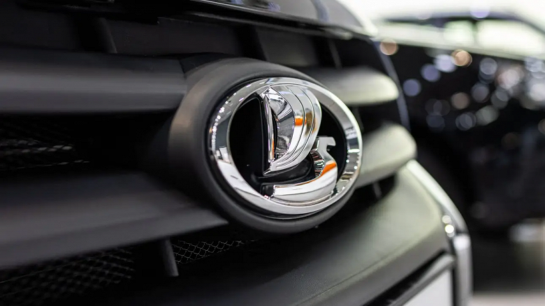 АвтоВАЗ объявил о больших скидках на Lada Largus — до 470 тыс. рублей - 1 АвтоВАЗ объявил о больших скидках на Lada Largus — до 470 тыс. рублей