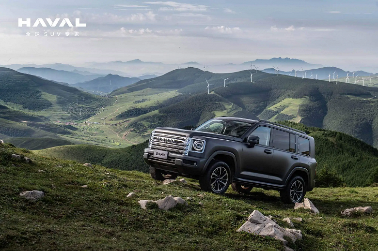 После начала продаж в России новейший Haval H9 представили в Китае &mdash; там цена упала на 25%