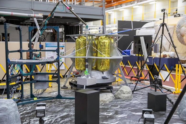 NASA разработало новую систему для безопасной транспортировки грузов на Луну - 1 NASA разработало новую систему для безопасной транспортировки грузов на Луну