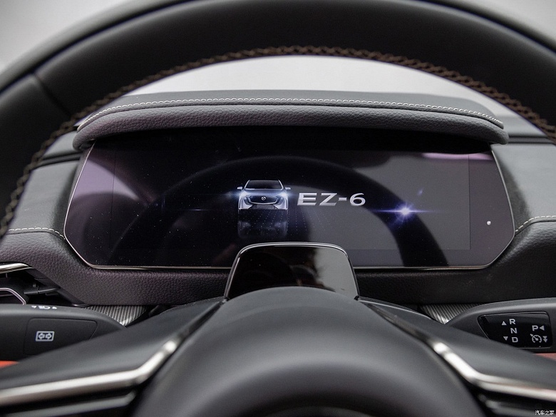  Новая &laquo;шестёрка&raquo; Mazda с запасом хода до 1200 км. Большая подборка живых фото новинки со всех сторон и в салоне